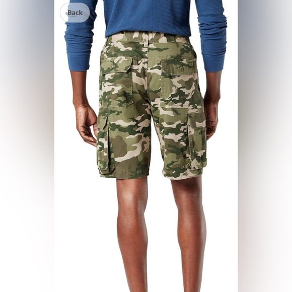 Signature by Levi Strauss & Co. Men's Cargo 10” Camo Shorts Waist 33” NWT - Picture 3 of 13